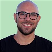 giovane insegnante offre lezioni di recupero/potenziamento di latino e materie letterarie